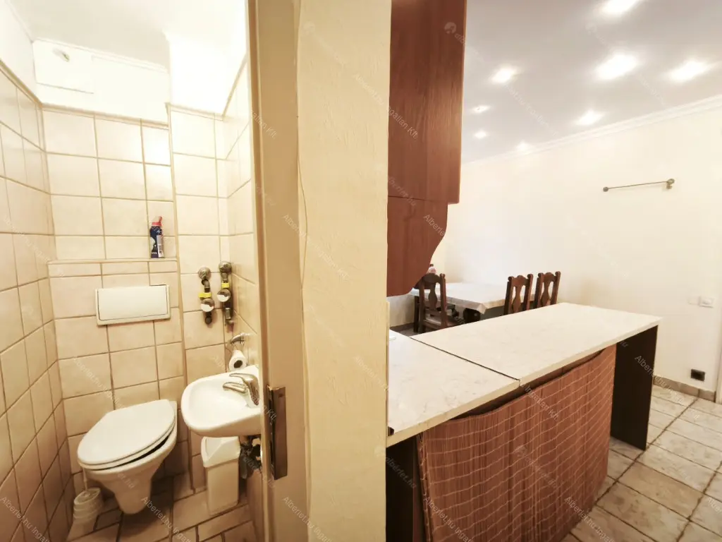 Kiadó albérlet 205000 Ft/hó áron: Budapest, XI. kerület  Irinyi József utca. Mérete: 40 nm, 1 szobás | Alberlet.hu - 6640670