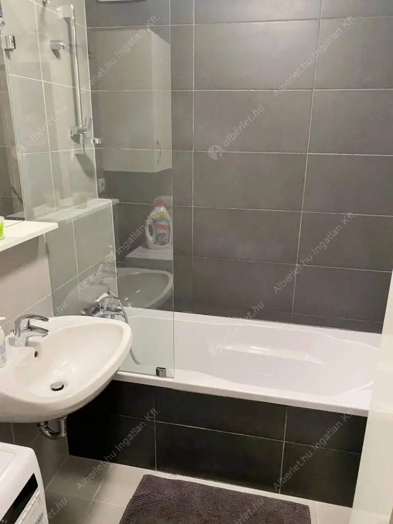 Kiadó albérlet 350000 Ft/hó áron: Budapest, XI. kerület  Kanizsai utca. Mérete: 56 nm, 2 szobás | Alberlet.hu - 6560286