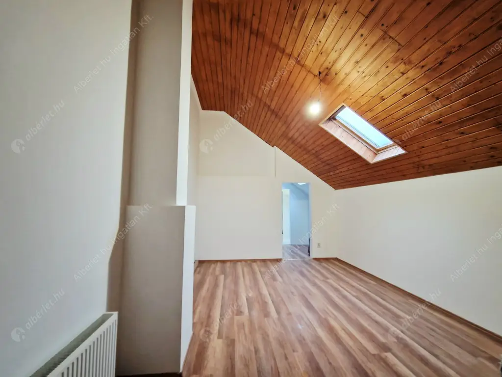 Kiadó albérlet 450000 Ft/hó áron: Budapest, XI. kerület  Kápolna út. Mérete: 108 nm, 3 szobás | Alberlet.hu - 6627100