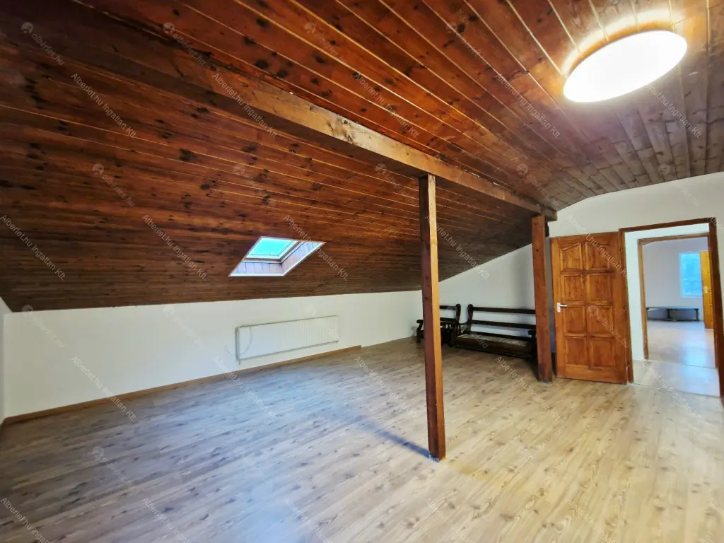 Kiadó albérlet 390000 Ft/hó áron: Budapest, XI. kerület  Kápolna út. Mérete: 108 nm, 3 szobás | Alberlet.hu - 6639353