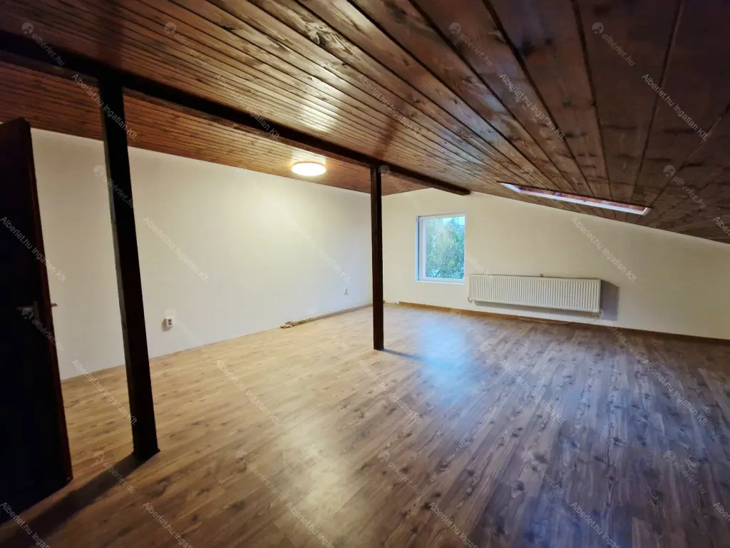 Kiadó albérlet 390000 Ft/hó áron: Budapest, XI. kerület  Kápolna út. Mérete: 108 nm, 3 szobás | Alberlet.hu - 6639355