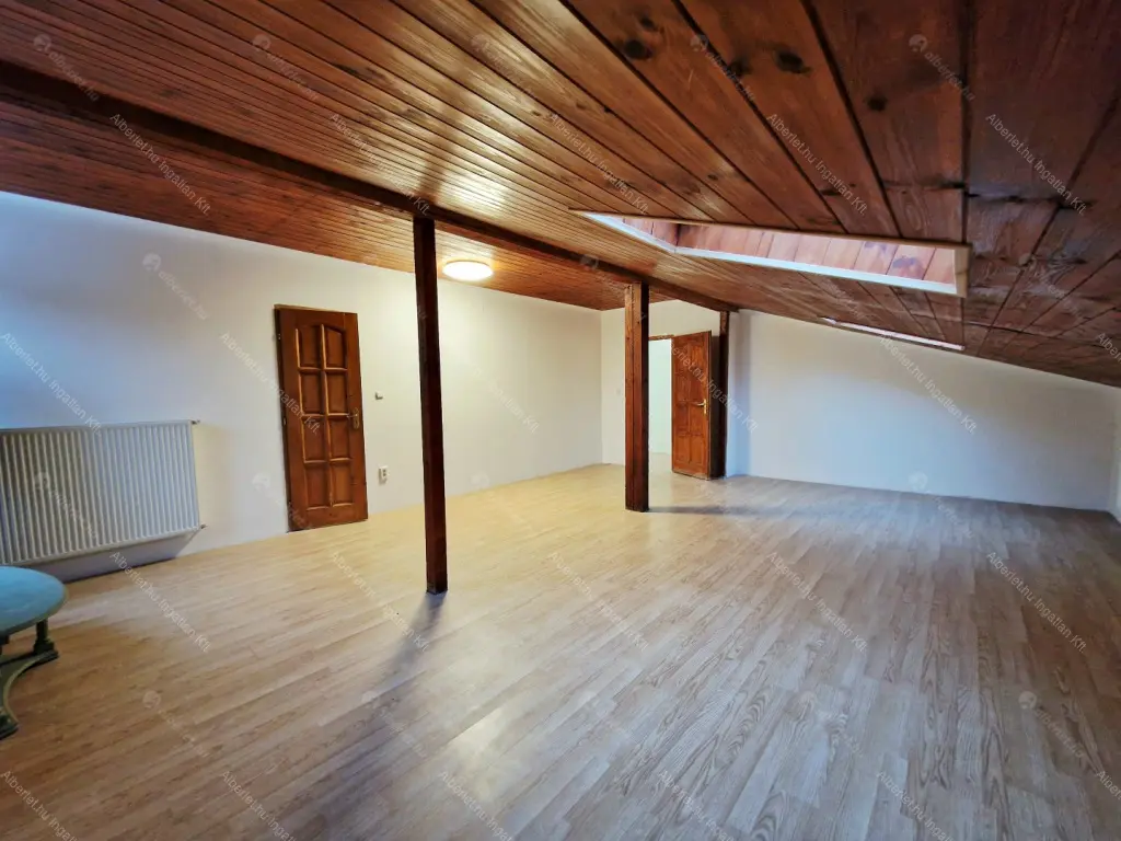 Kiadó albérlet 390000 Ft/hó áron: Budapest, XI. kerület  Kápolna út. Mérete: 108 nm, 3 szobás | Alberlet.hu - 6639358