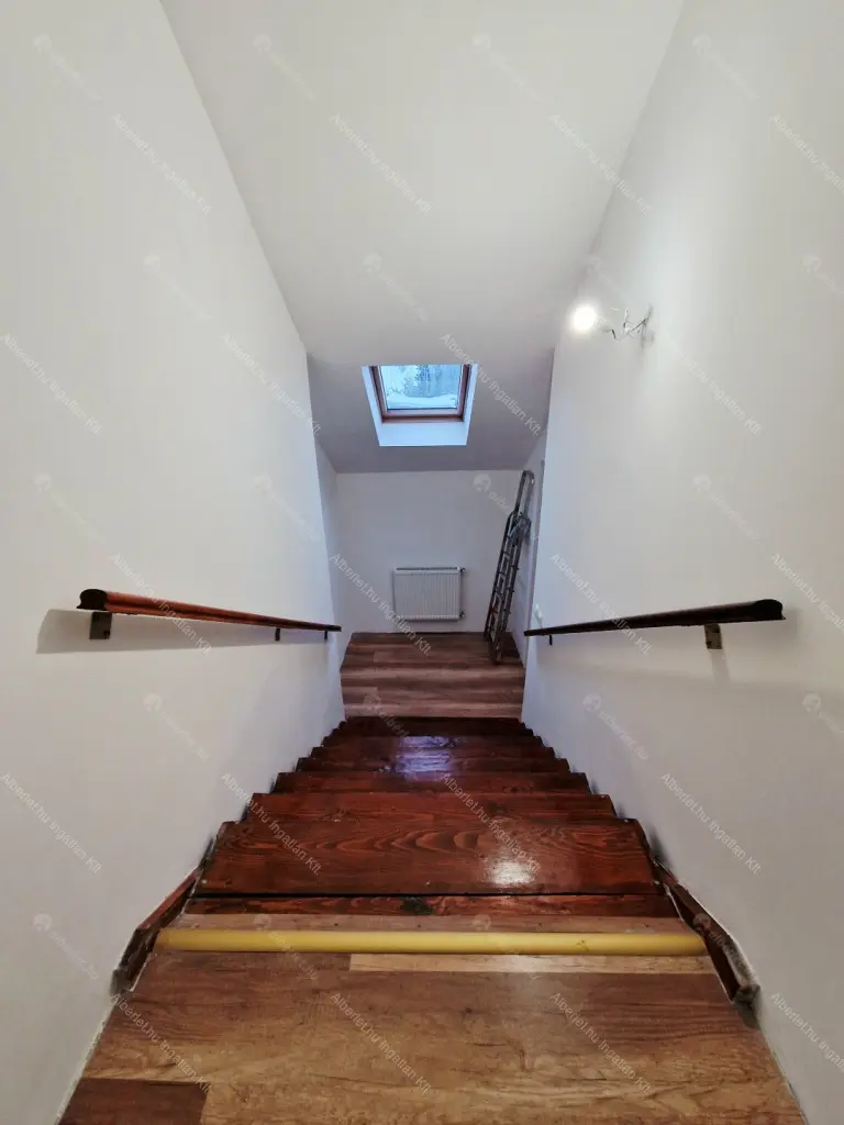 Kiadó albérlet 390000 Ft/hó áron: Budapest, XI. kerület  Kápolna út. Mérete: 108 nm, 3 szobás | Alberlet.hu - 6639362