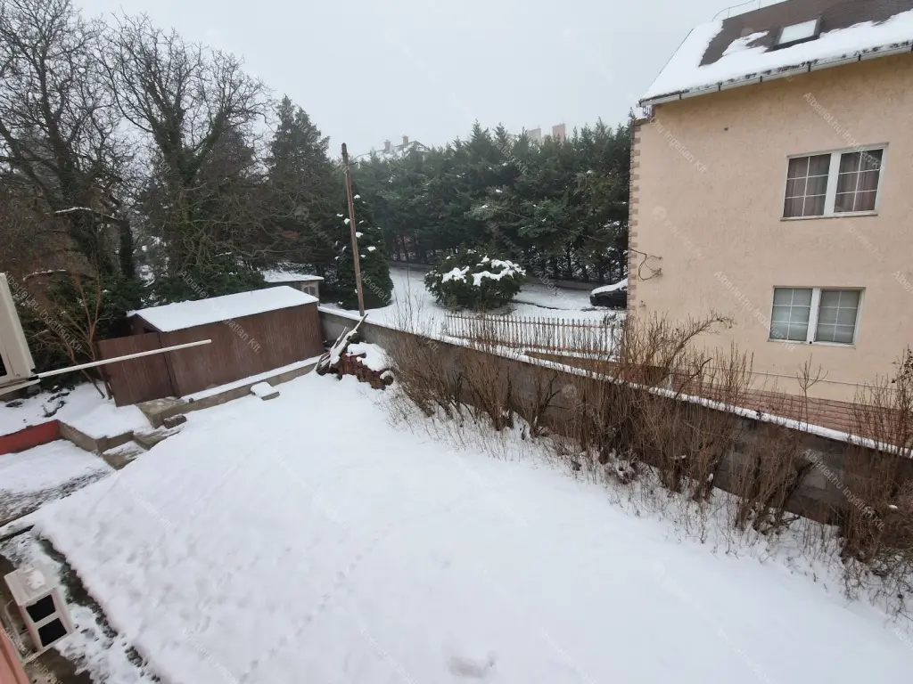 Kiadó albérlet 350000 Ft/hó áron: Budapest, XI. kerület  Kápolna út. Mérete: 108 nm, 3 szobás | Alberlet.hu - 6649955