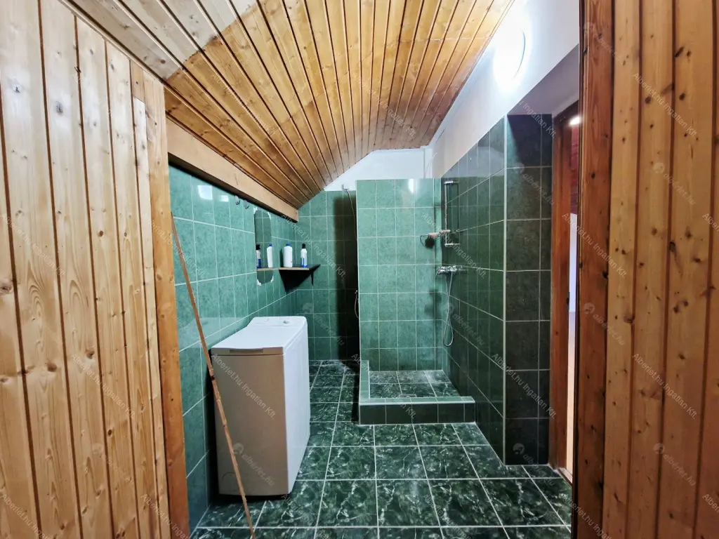 Kiadó albérlet 350000 Ft/hó áron: Budapest, XI. kerület  Kápolna út. Mérete: 108 nm, 3 szobás | Alberlet.hu - 6649970