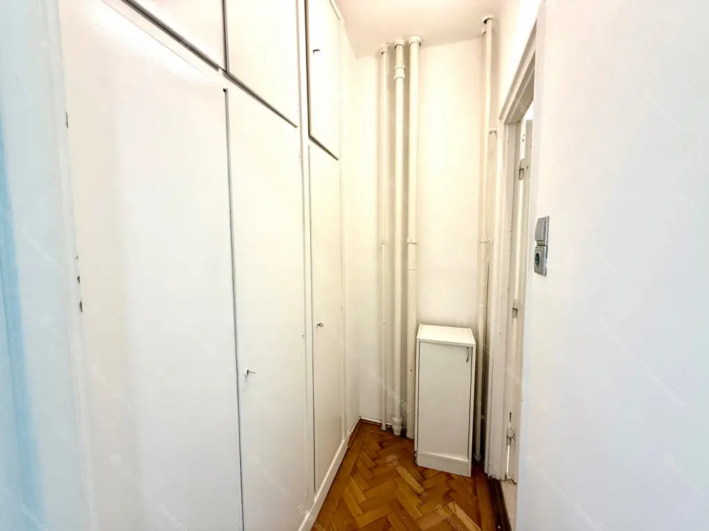 Kiadó albérlet 200000 Ft/hó áron: Budapest, XI. kerület  Karinthy Frigyes út. Mérete: 44 nm, 1 szobás | Alberlet.hu - 6372067