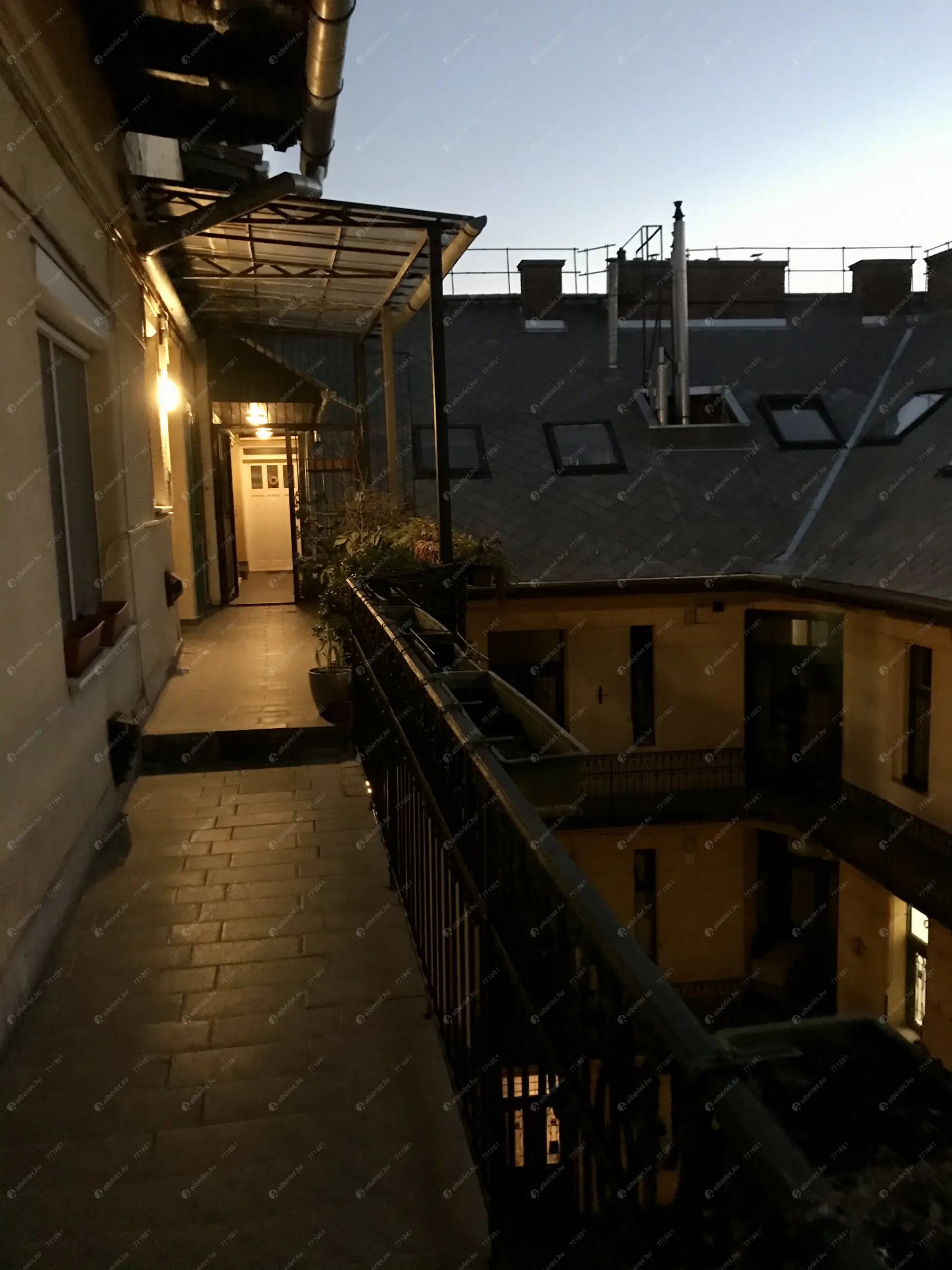 Kiadó albérlet 139000 Ft/hó áron: Budapest, XI. kerület  Karinthy Frigyes út. Mérete: 45 nm, 2 szobás | Alberlet.hu - 6599137