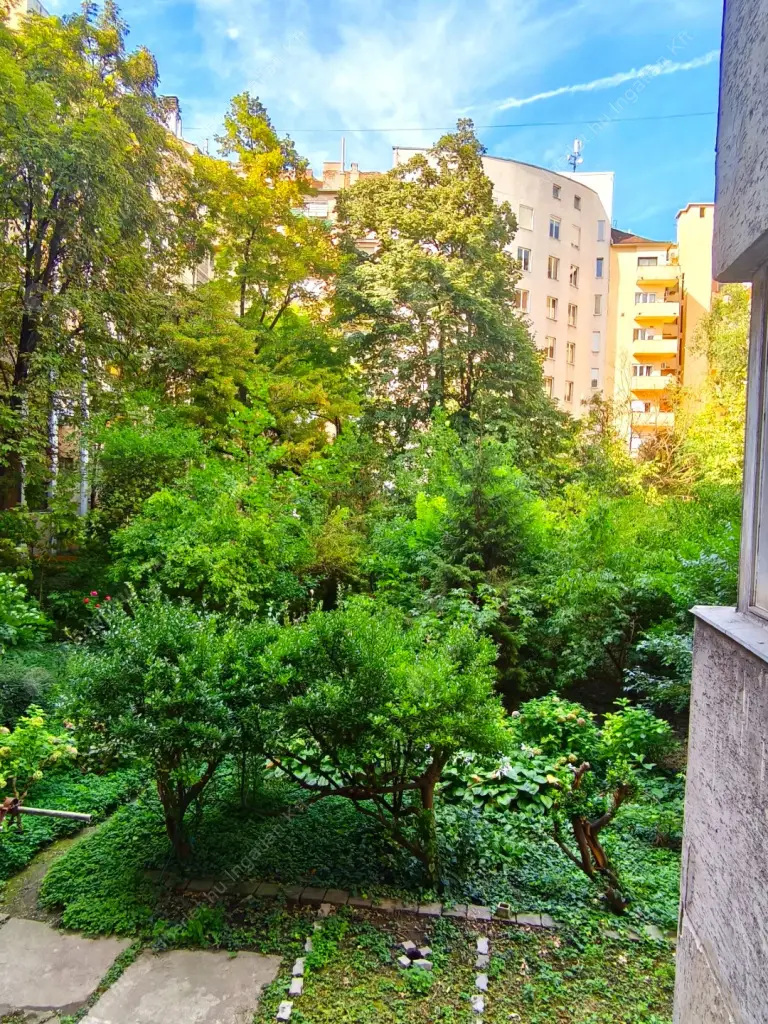 Kiadó albérlet 220000 Ft/hó áron: Budapest, XI. kerület  Karinthy Frigyes út. Mérete: 48 nm, 1 szobás | Alberlet.hu - 6529254