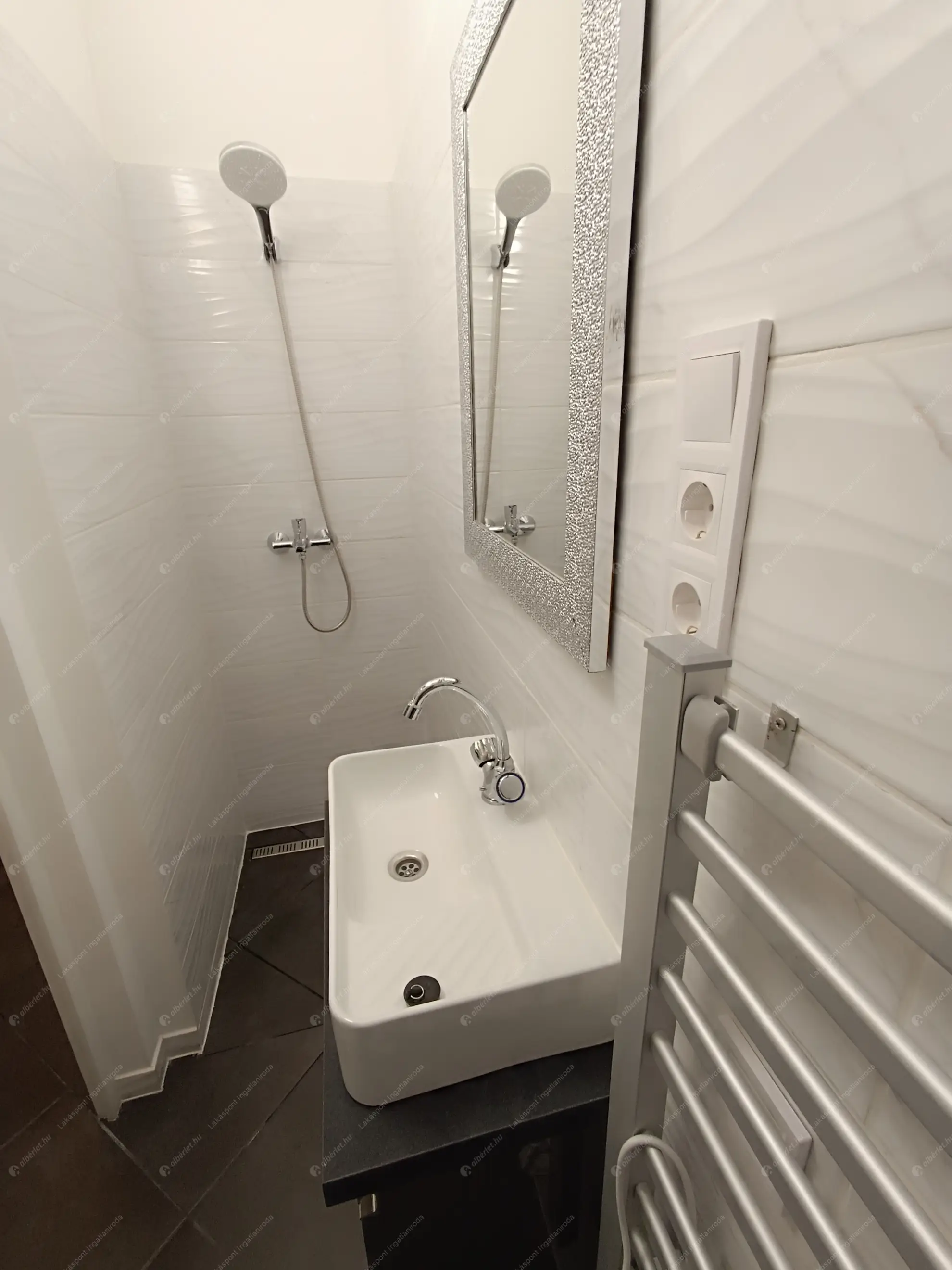 Kiadó albérlet 200000 Ft/hó áron: Budapest, XI. kerület  Karolina út. Mérete: 23 nm, 1 szobás | Alberlet.hu - 6622576