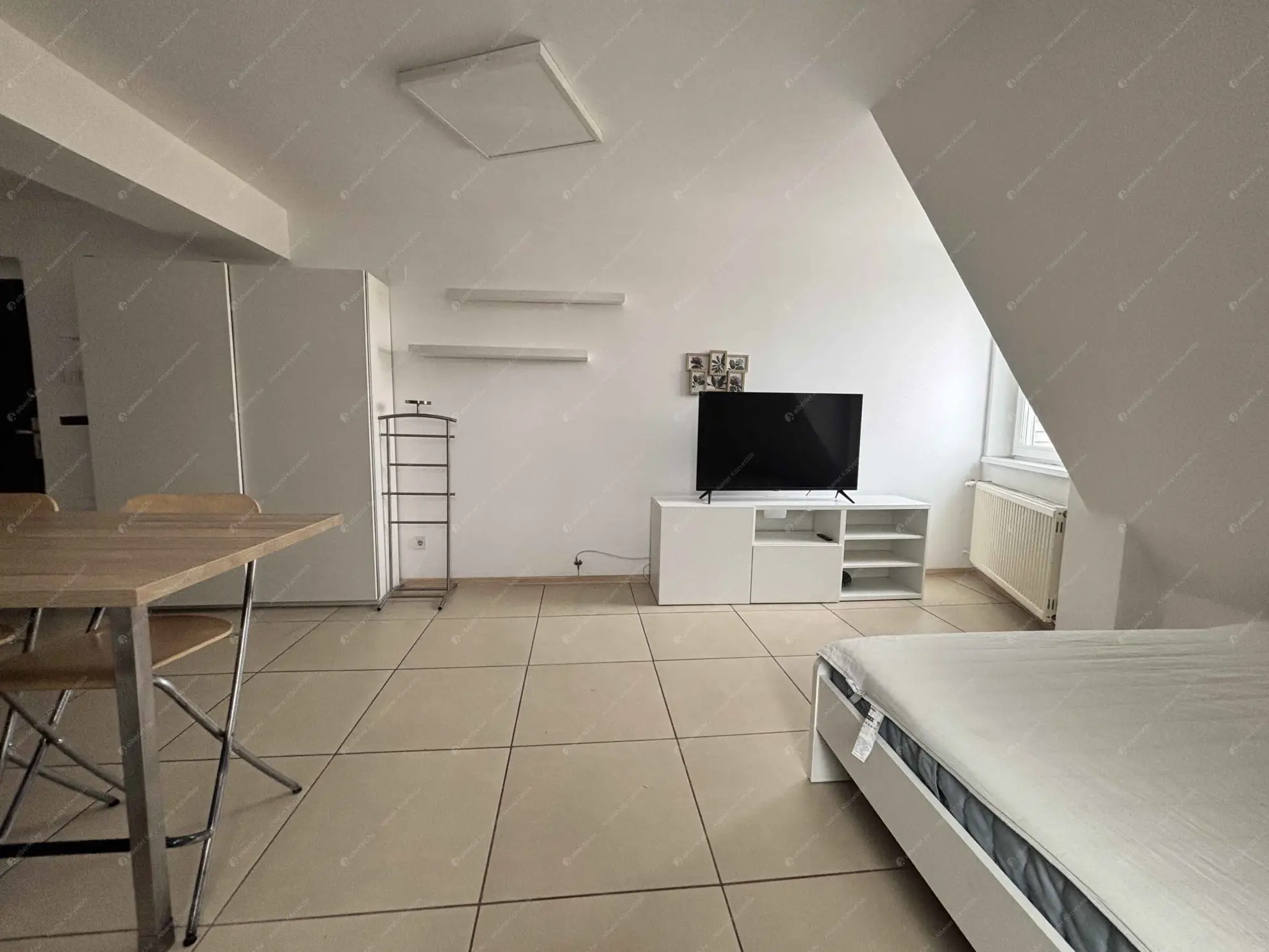 Kiadó albérlet 200000 Ft/hó áron: Budapest, XI. kerület  Karolina út. Mérete: 32 nm, 1 szobás | Alberlet.hu - 6628190