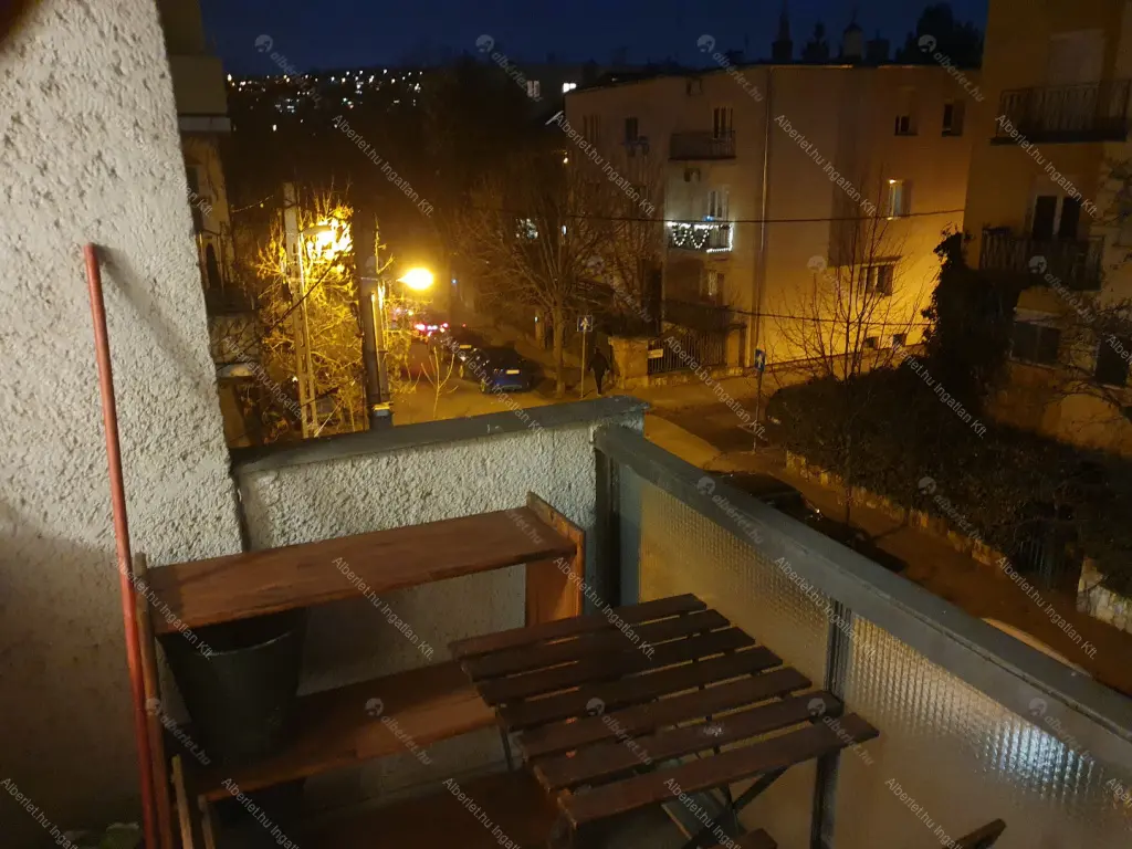 Kiadó albérlet 210000 Ft/hó áron: Budapest, XI. kerület  Karolina út. Mérete: 48 nm, 2 szobás | Alberlet.hu - 6671720