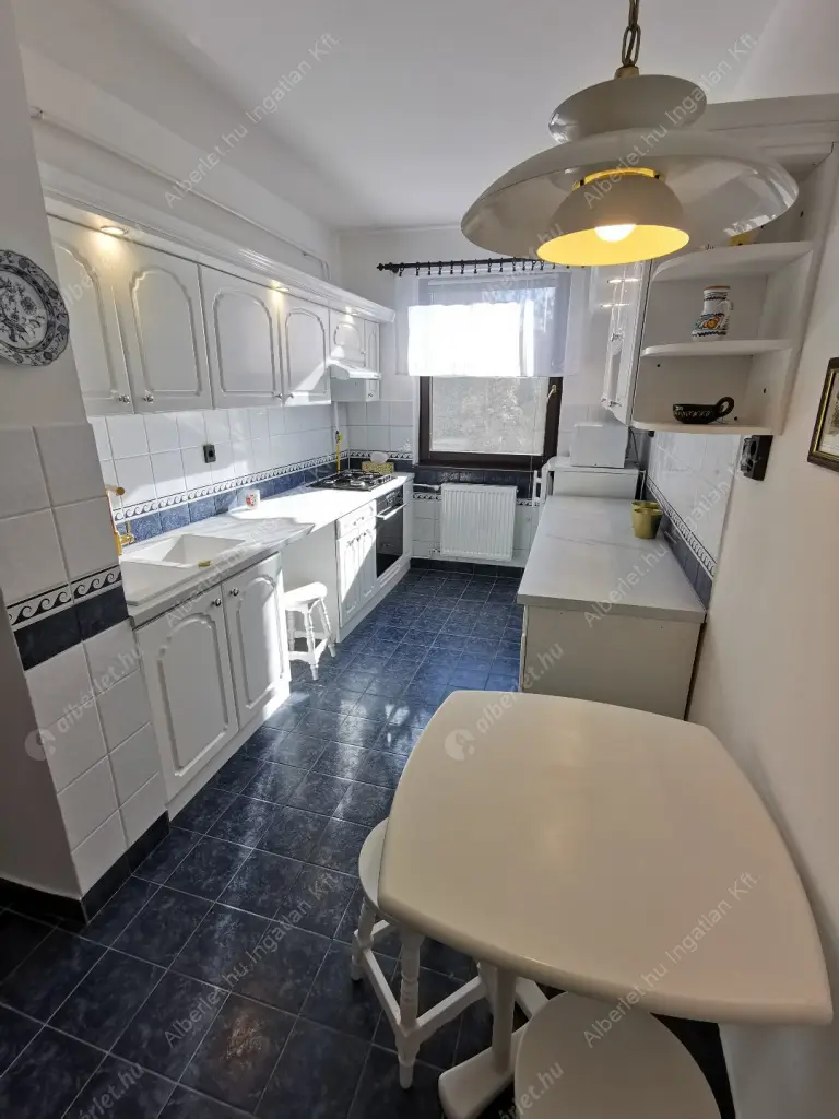 Kiadó albérlet 690000 Ft/hó áron: Budapest, XI. kerület  Kelenhegyi út. Mérete: 113 nm, 5 szobás | Alberlet.hu - 6630684