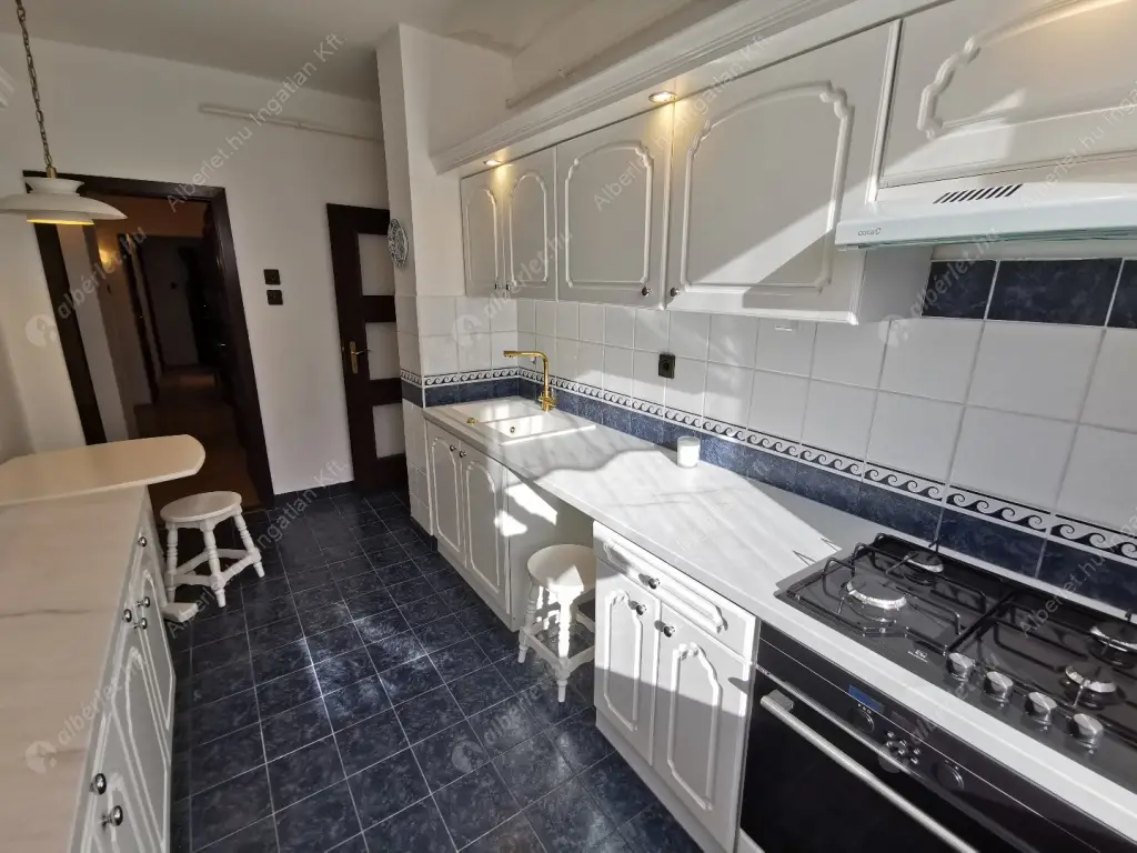 Kiadó albérlet 690000 Ft/hó áron: Budapest, XI. kerület  Kelenhegyi út. Mérete: 113 nm, 5 szobás | Alberlet.hu - 6630685