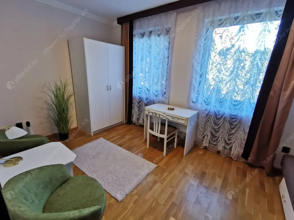 Kiadó albérlet 690000 Ft/hó áron: Budapest, XI. kerület  Kelenhegyi út. Mérete: 113 nm, 5 szobás | Alberlet.hu - 6630694