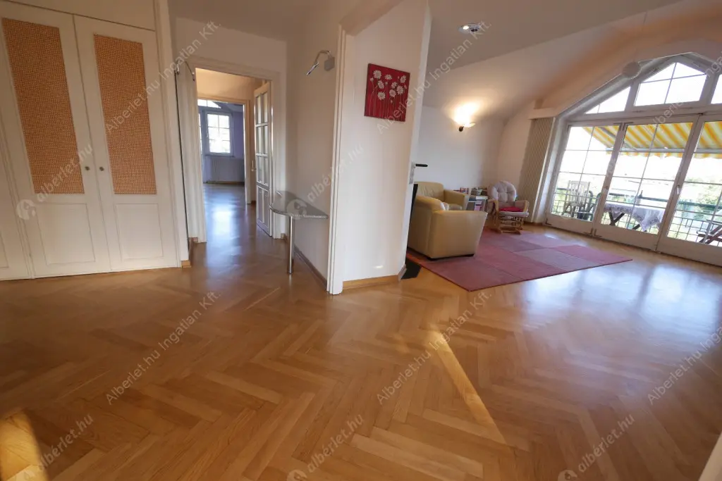 Kiadó albérlet 1003000 Ft/hó áron: Budapest, XI. kerület  Kelenhegyi út. Mérete: 141 nm, 5 szobás | Alberlet.hu - 6627089