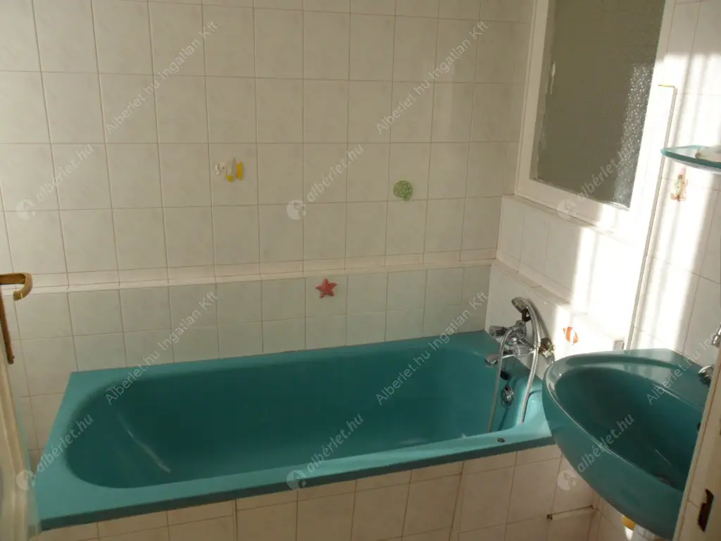 Kiadó albérlet 180000 Ft/hó áron: Budapest, XI. kerület  Kisköre tér. Mérete: 34 nm, 1 szobás | Alberlet.hu - 6587721