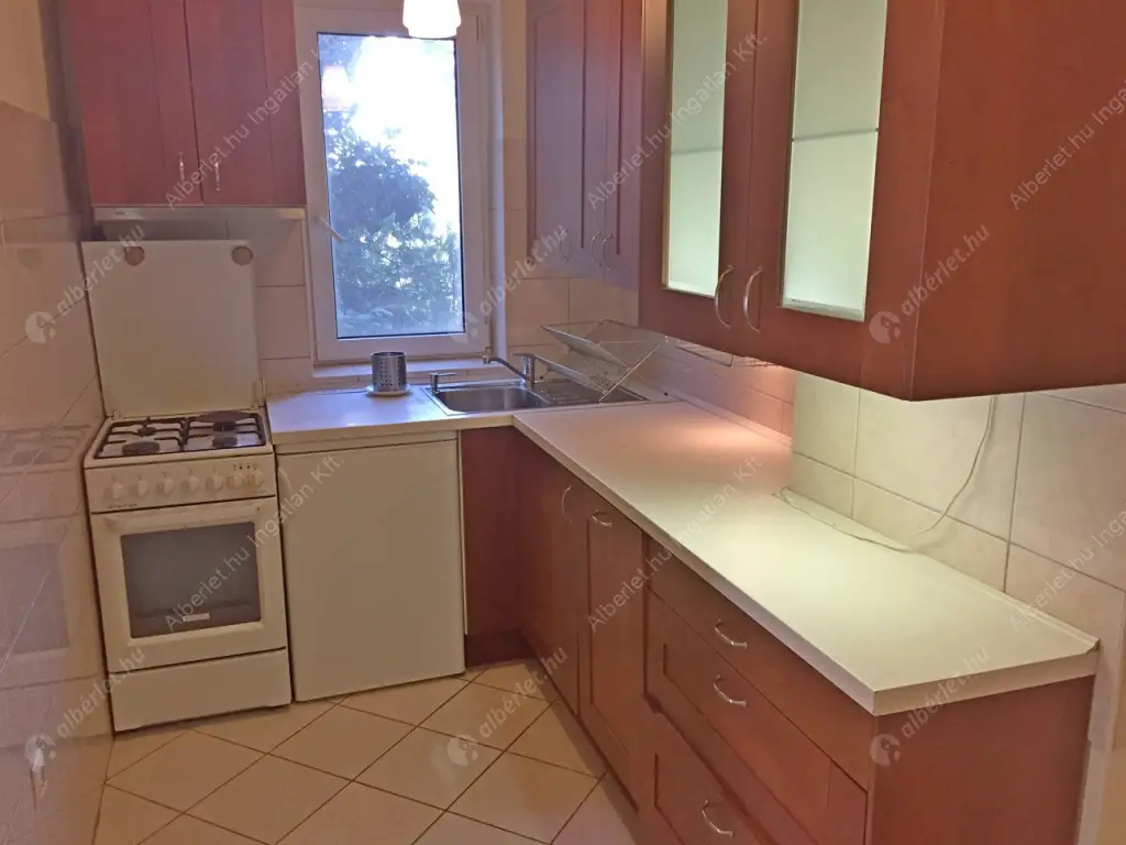 Kiadó albérlet 300000 Ft/hó áron: Budapest, XI. kerület  Köbölkút utca. Mérete: 65 nm, 2 szobás | Alberlet.hu - 6048308