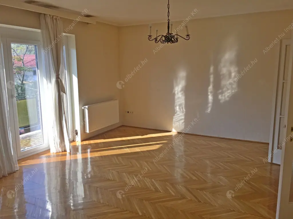 Kiadó albérlet 300000 Ft/hó áron: Budapest, XI. kerület  Köbölkút utca. Mérete: 65 nm, 2 szobás | Alberlet.hu - 6048322