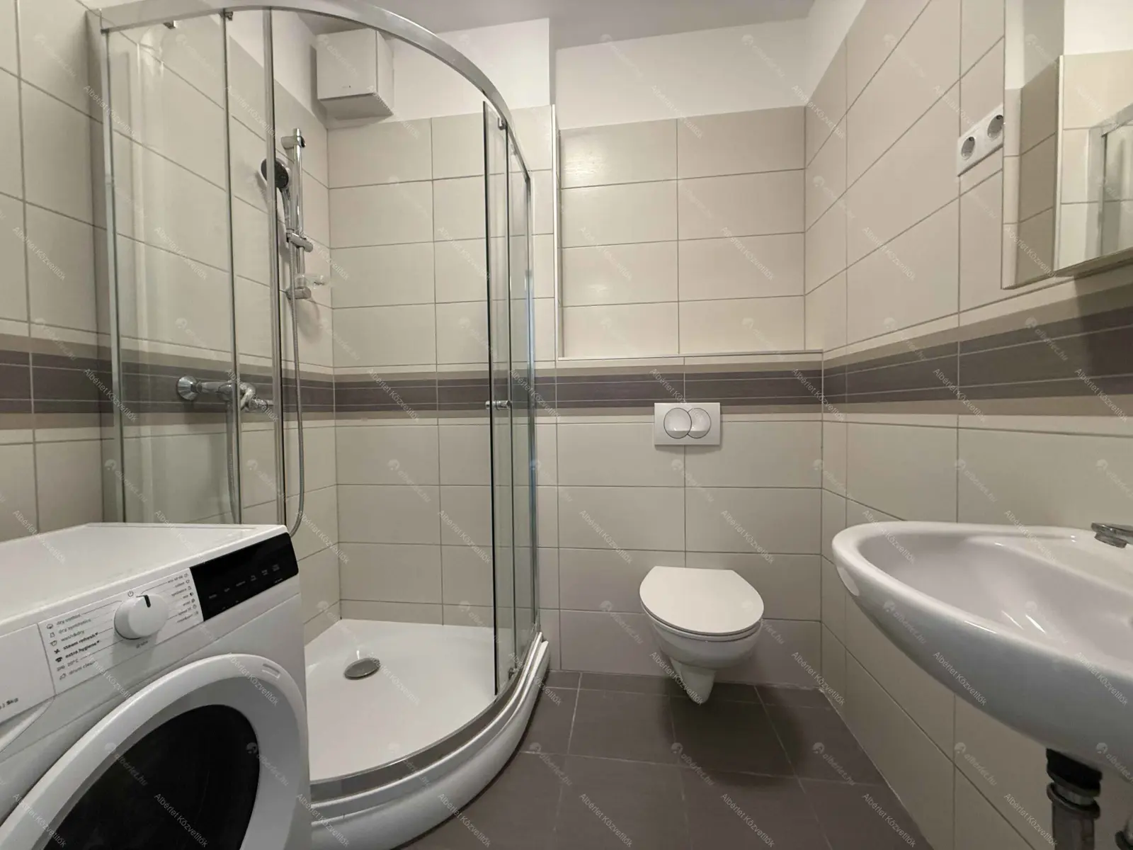 Kiadó albérlet 205000 Ft/hó áron: Budapest, XI. kerület  Kondorosi út. Mérete: 28 nm, 1 szobás | Alberlet.hu - 6702059