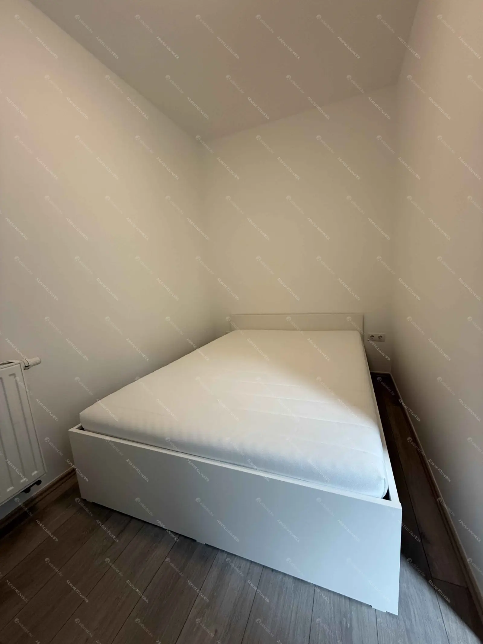 Kiadó albérlet 205000 Ft/hó áron: Budapest, XI. kerület  Kondorosi út. Mérete: 28 nm, 1 szobás | Alberlet.hu - 6702062