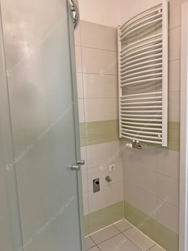 Kiadó albérlet 230000 Ft/hó áron: Budapest, XI. kerület  Kondorosi út. Mérete: 30 nm, 1 szobás | Alberlet.hu - 6571242