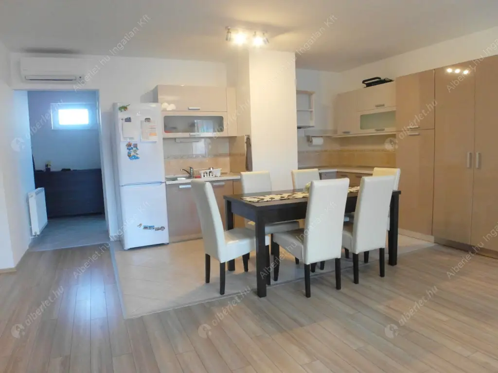 Kiadó albérlet 400000 Ft/hó áron: Budapest, XI. kerület  Kondorosi út. Mérete: 83 nm, 3 szobás | Alberlet.hu - 6571691