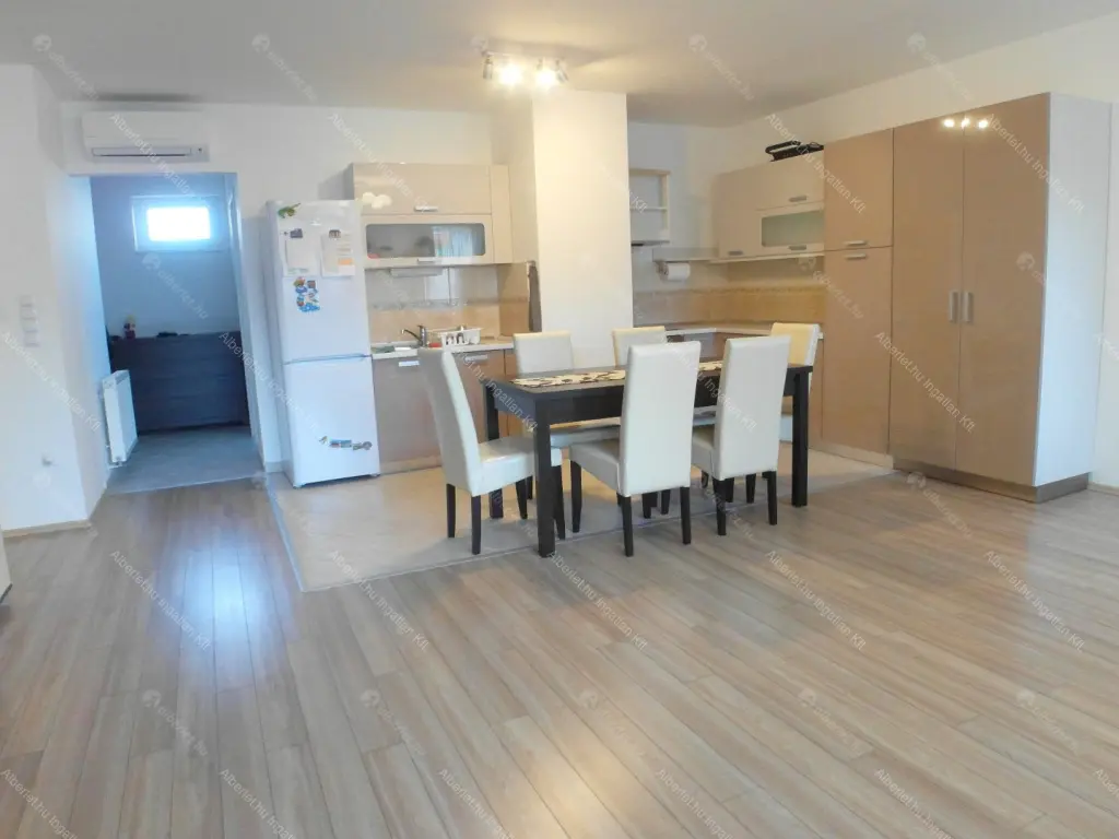 Kiadó albérlet 400000 Ft/hó áron: Budapest, XI. kerület  Kondorosi út. Mérete: 83 nm, 3 szobás | Alberlet.hu - 6641607