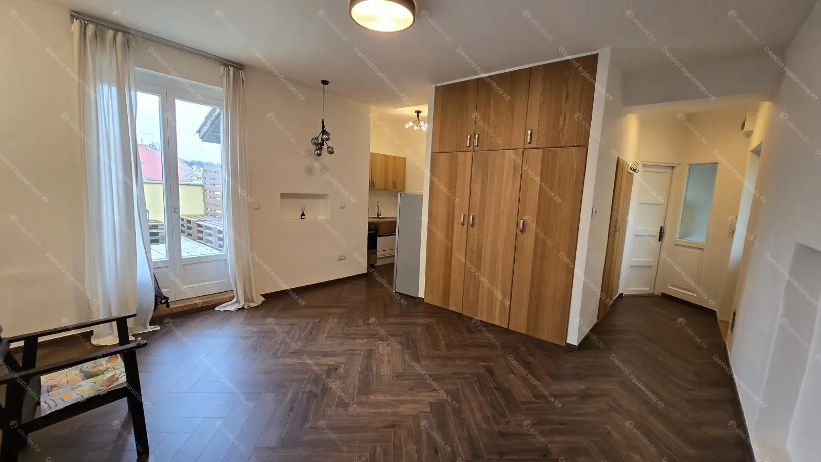 Kiadó albérlet 300000 Ft/hó áron: Budapest, XI. kerület  Kosztolányi Dezső tér. Mérete: 54 nm, 2 szobás | Alberlet.hu - 6681504