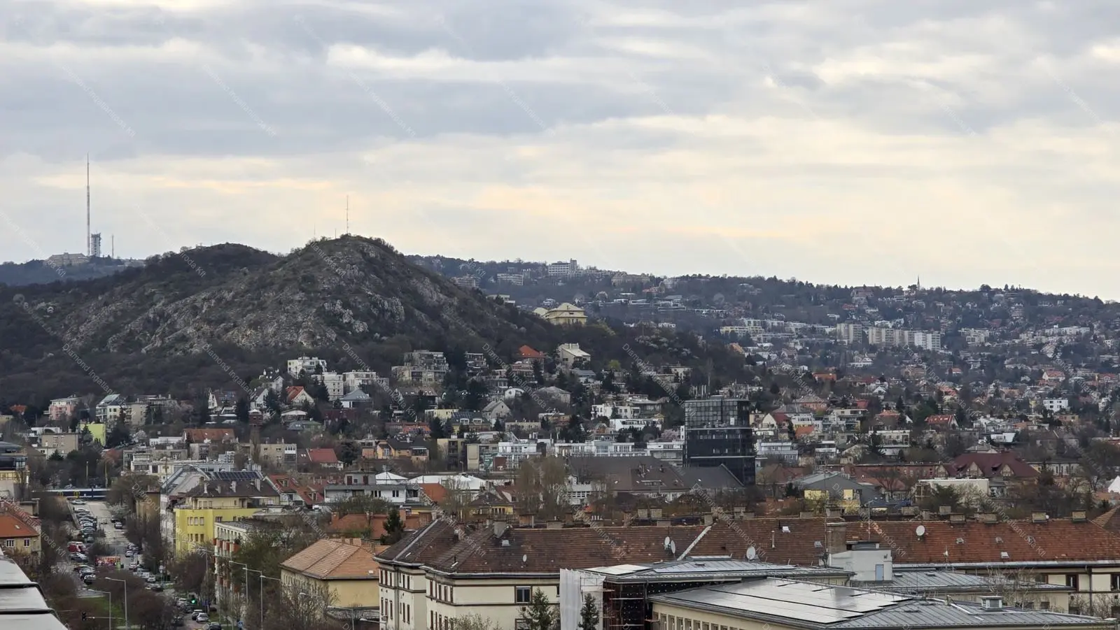 Kiadó albérlet 300000 Ft/hó áron: Budapest, XI. kerület  Kosztolányi Dezső tér. Mérete: 54 nm, 2 szobás | Alberlet.hu - 6681506