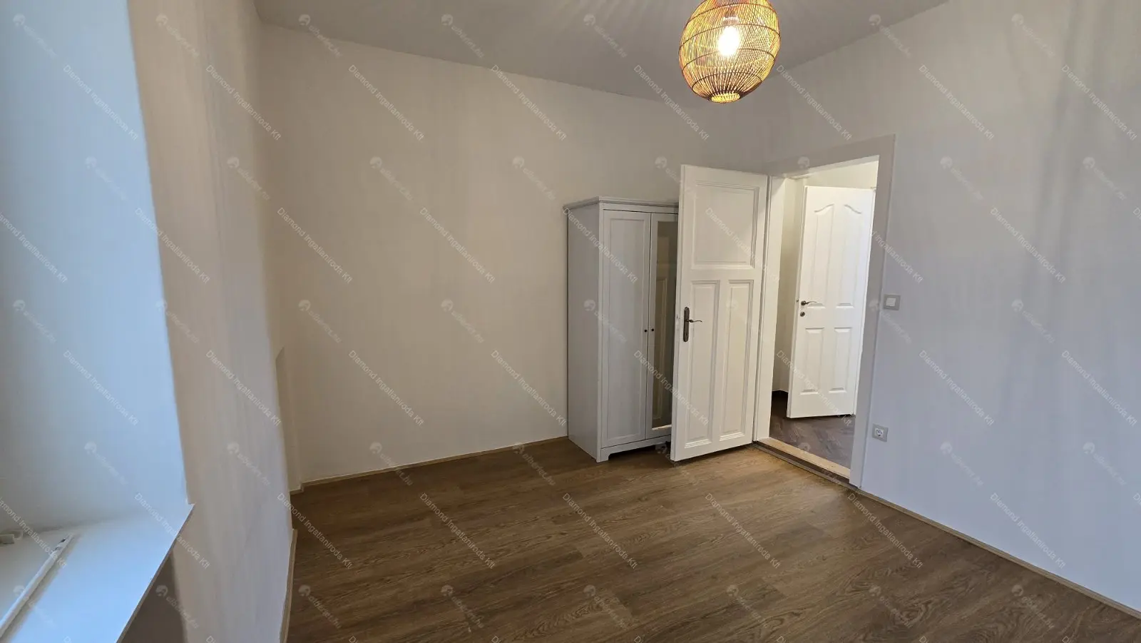 Kiadó albérlet 300000 Ft/hó áron: Budapest, XI. kerület  Kosztolányi Dezső tér. Mérete: 54 nm, 2 szobás | Alberlet.hu - 6681513