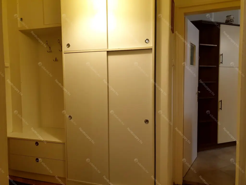 Kiadó albérlet 280000 Ft/hó áron: Budapest, XI. kerület  Lágymányosi utca. Mérete: 54 nm, 1 szobás | Alberlet.hu - 5925817