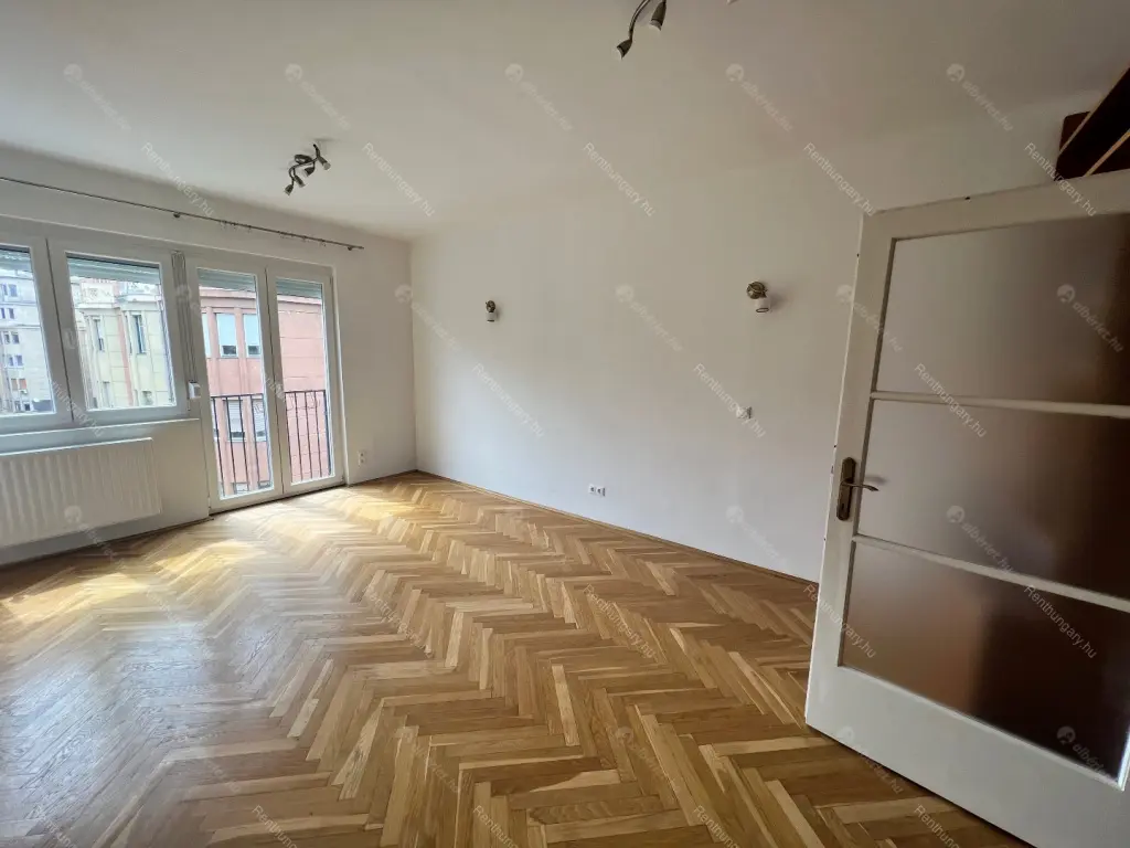 Kiadó albérlet 390000 Ft/hó áron: Budapest, XI. kerület  Lágymányosi utca. Mérete: 72 nm, 3 szobás | Alberlet.hu - 6386595