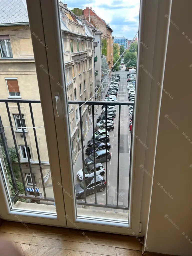 Kiadó albérlet 390000 Ft/hó áron: Budapest, XI. kerület  Lágymányosi utca. Mérete: 72 nm, 3 szobás | Alberlet.hu - 6386600