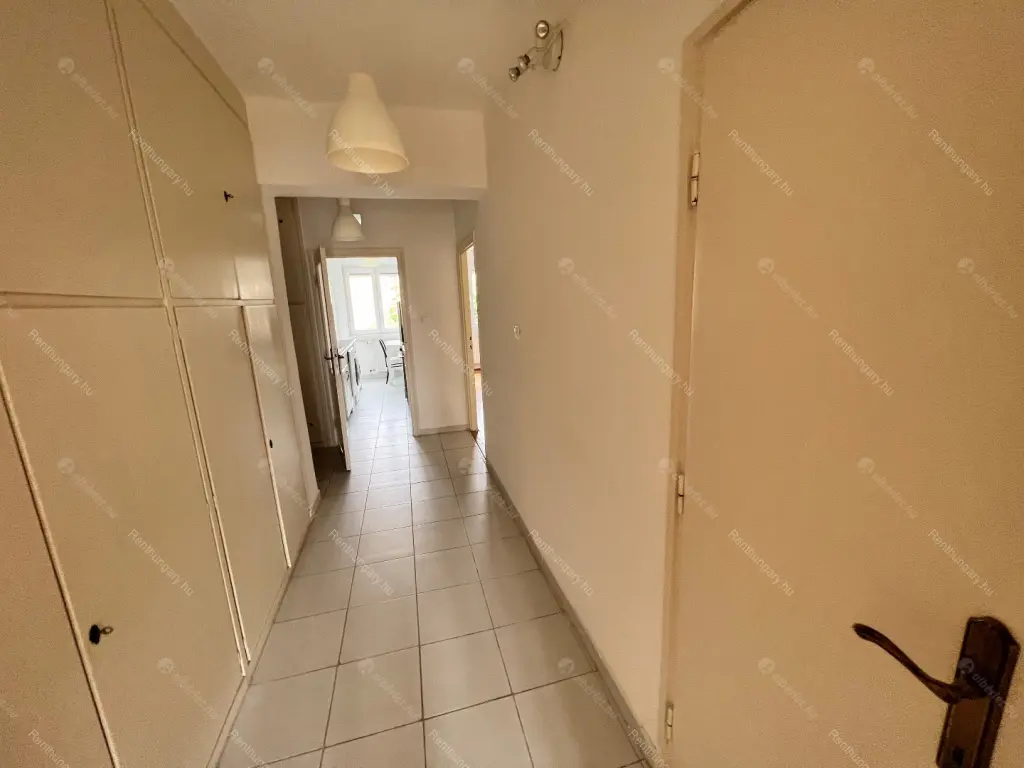 Kiadó albérlet 360000 Ft/hó áron: Budapest, XI. kerület  Lágymányosi utca. Mérete: 72 nm, 3 szobás | Alberlet.hu - 6695139