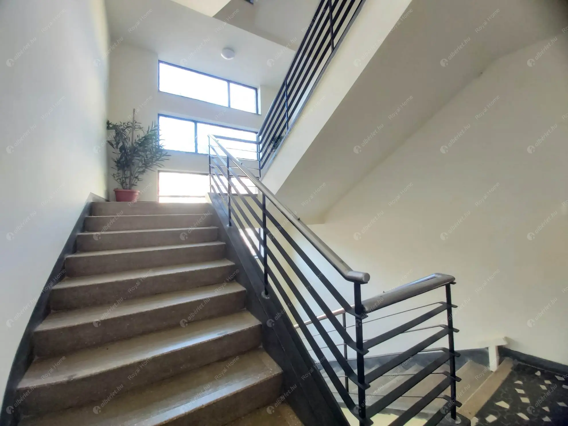 Kiadó albérlet 285000 Ft/hó áron: Budapest, XI. kerület  Lágymányosi utca. Mérete: 76 nm, 3 szobás | Alberlet.hu - 6636832