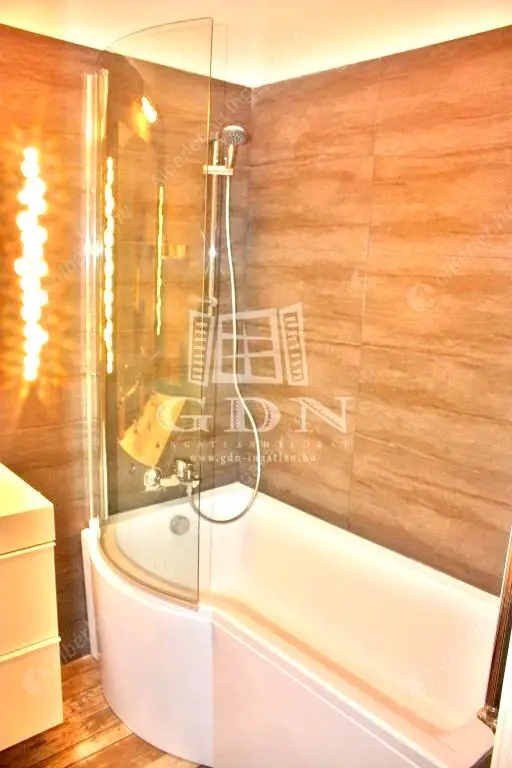 Kiadó albérlet 450000 Ft/hó áron: Budapest, XI. kerület  Lágymányosi utca. Mérete: 80 nm, 2 szobás | Alberlet.hu - 6579772