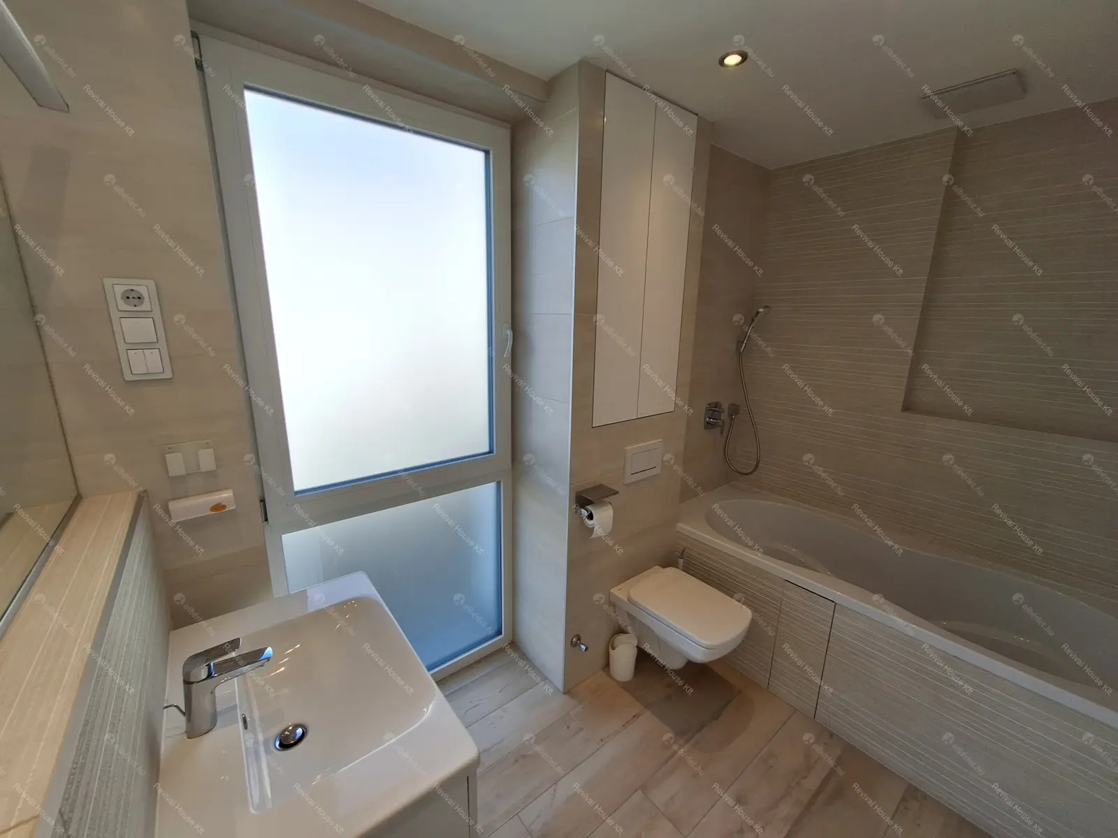 Kiadó albérlet 850000 Ft/hó áron: Budapest, XI. kerület  Lépés utca. Mérete: 100 nm, 4 szobás | Alberlet.hu - 6693342