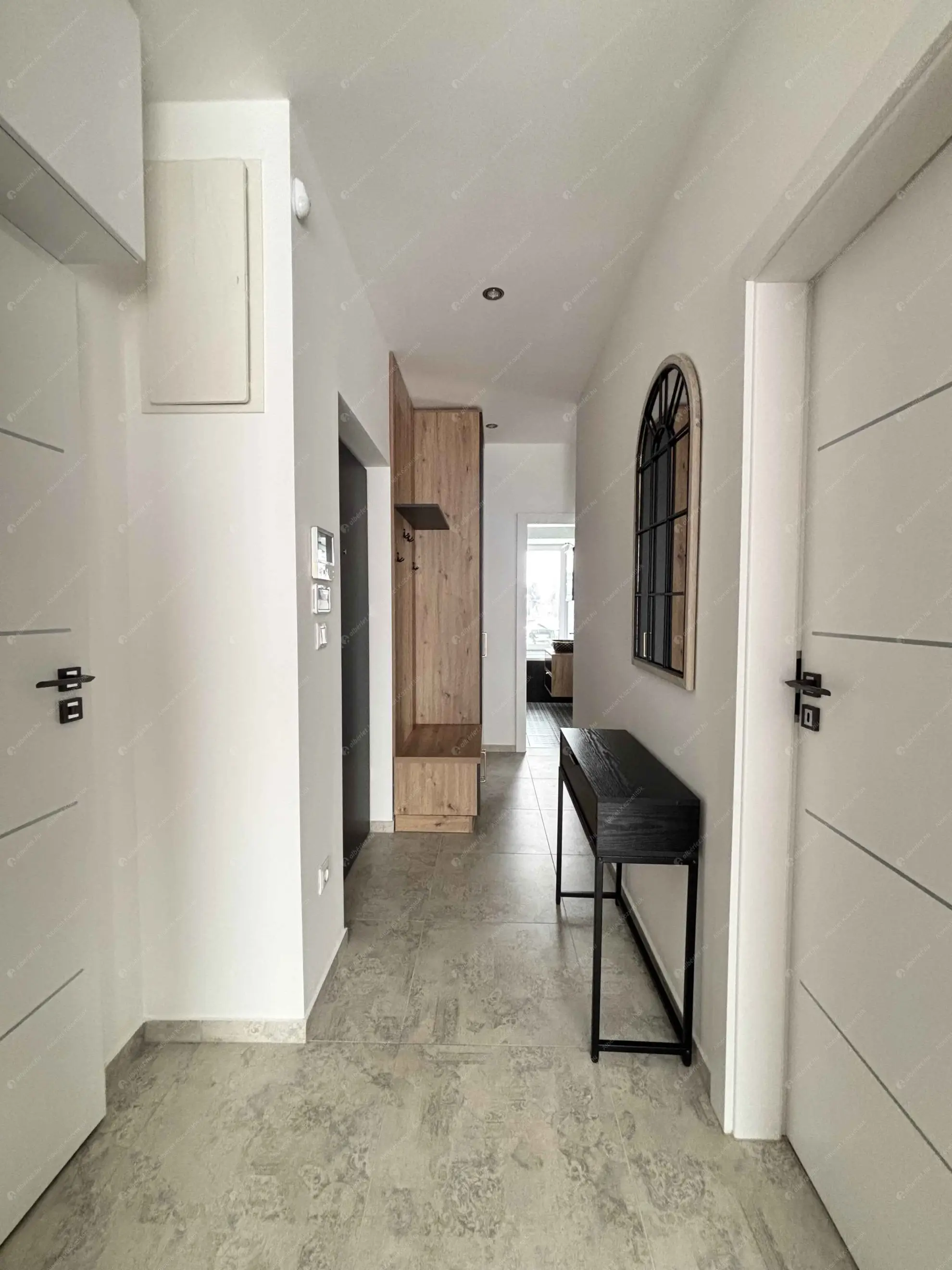 Kiadó albérlet 500000 Ft/hó áron: Budapest, XI. kerület  Madárhegyi út. Mérete: 70 nm, 3 szobás | Alberlet.hu - 6631405