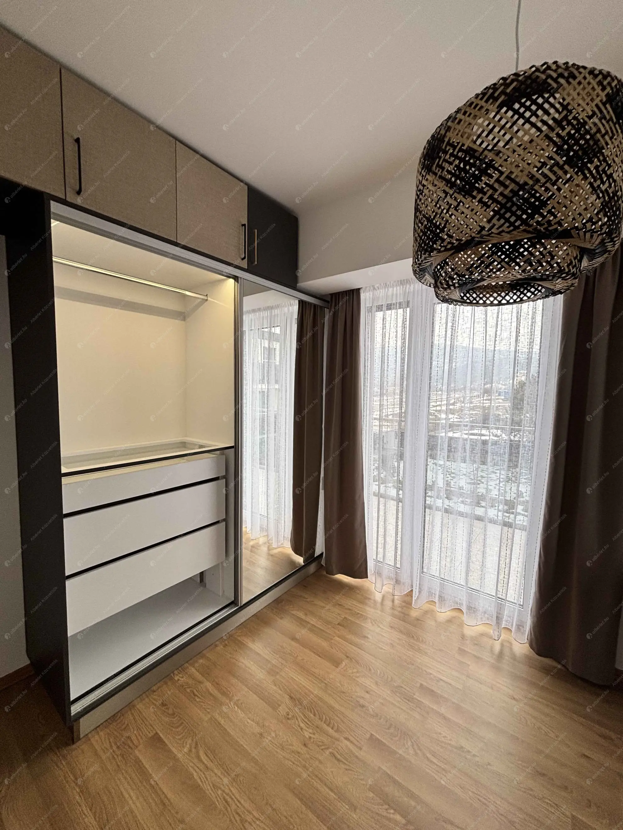 Kiadó albérlet 500000 Ft/hó áron: Budapest, XI. kerület  Madárhegyi út. Mérete: 70 nm, 3 szobás | Alberlet.hu - 6631441