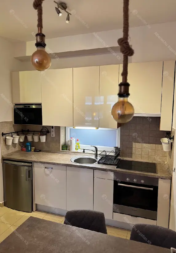 Kiadó albérlet 360000 Ft/hó áron: Budapest, XI. kerület  Maléter Pál utca. Mérete: 60 nm, 2 szobás | Alberlet.hu - 6667767