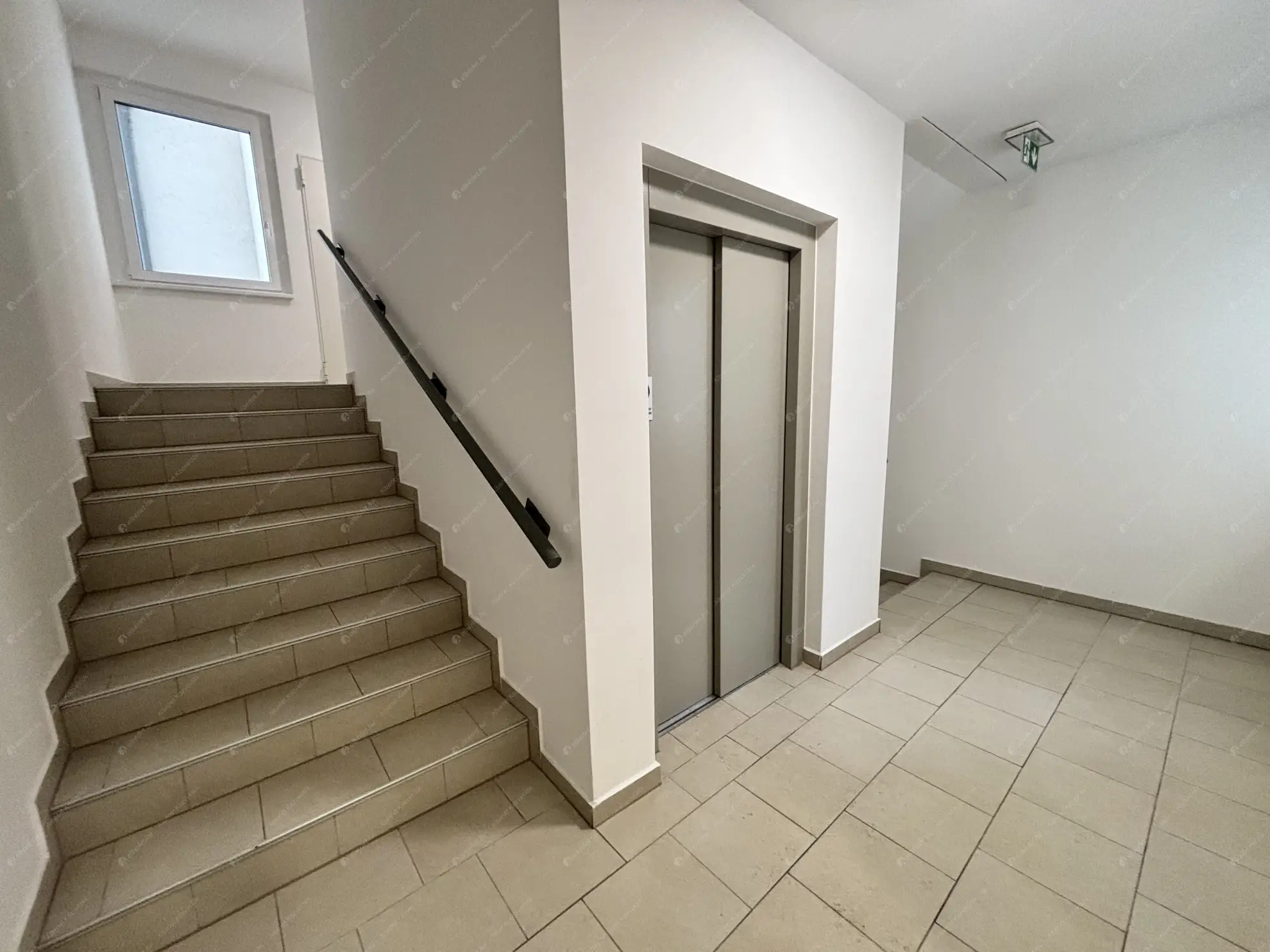 Kiadó albérlet 240000 Ft/hó áron: Budapest, XI. kerület  Medvetalp utca. Mérete: 32 nm, 1 szobás | Alberlet.hu - 6624514