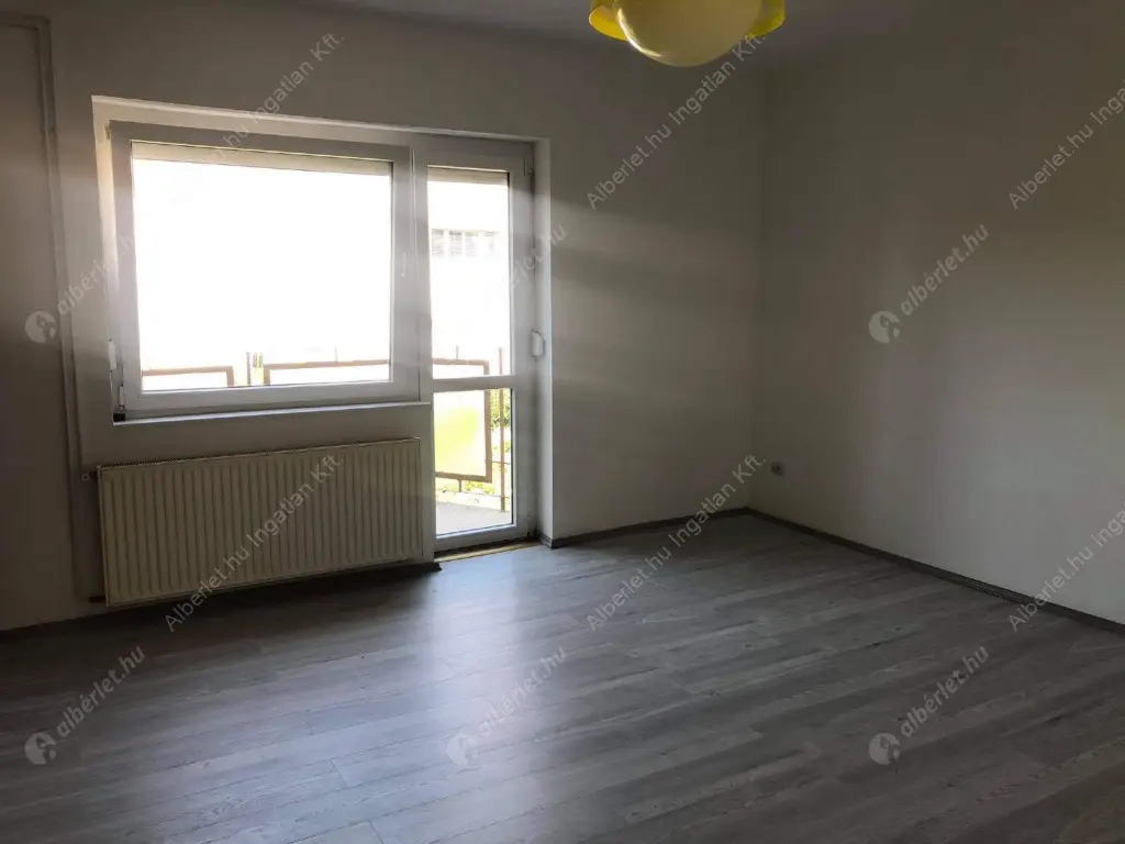 Kiadó albérlet 280000 Ft/hó áron: Budapest, XI. kerület  Ménesi út. Mérete: 64 nm, 2 szobás | Alberlet.hu - 6581702