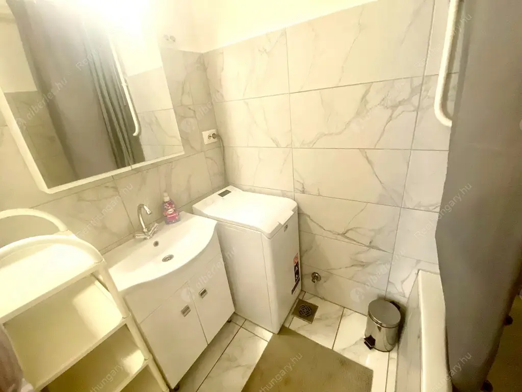 Kiadó albérlet 280000 Ft/hó áron: Budapest, XI. kerület  Ménesi út. Mérete: 65 nm, 2 szobás | Alberlet.hu - 6558004