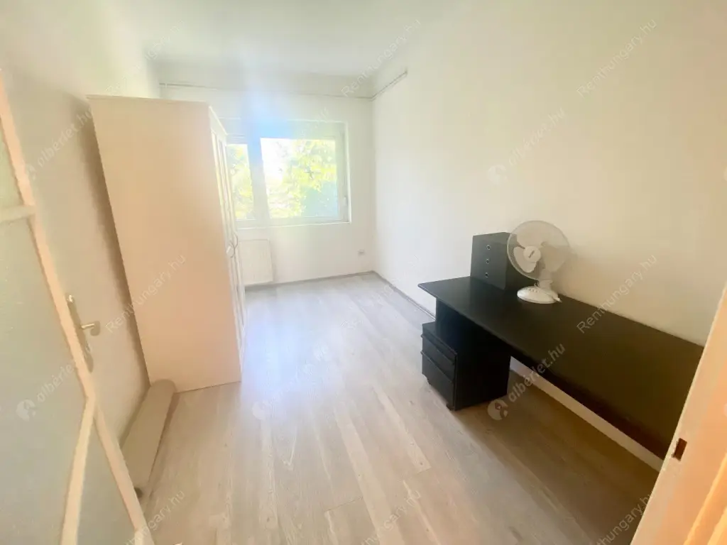 Kiadó albérlet 280000 Ft/hó áron: Budapest, XI. kerület  Ménesi út. Mérete: 65 nm, 2 szobás | Alberlet.hu - 6558009