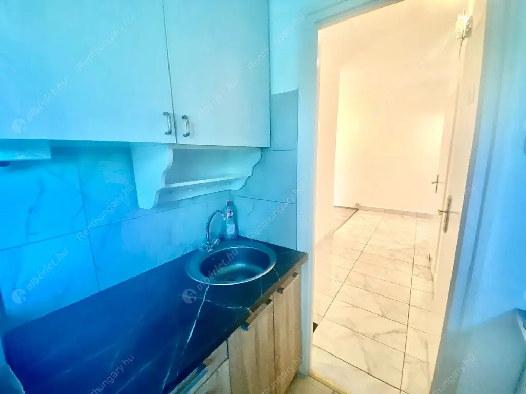 Kiadó albérlet 280000 Ft/hó áron: Budapest, XI. kerület  Ménesi út. Mérete: 65 nm, 2 szobás | Alberlet.hu - 6558012