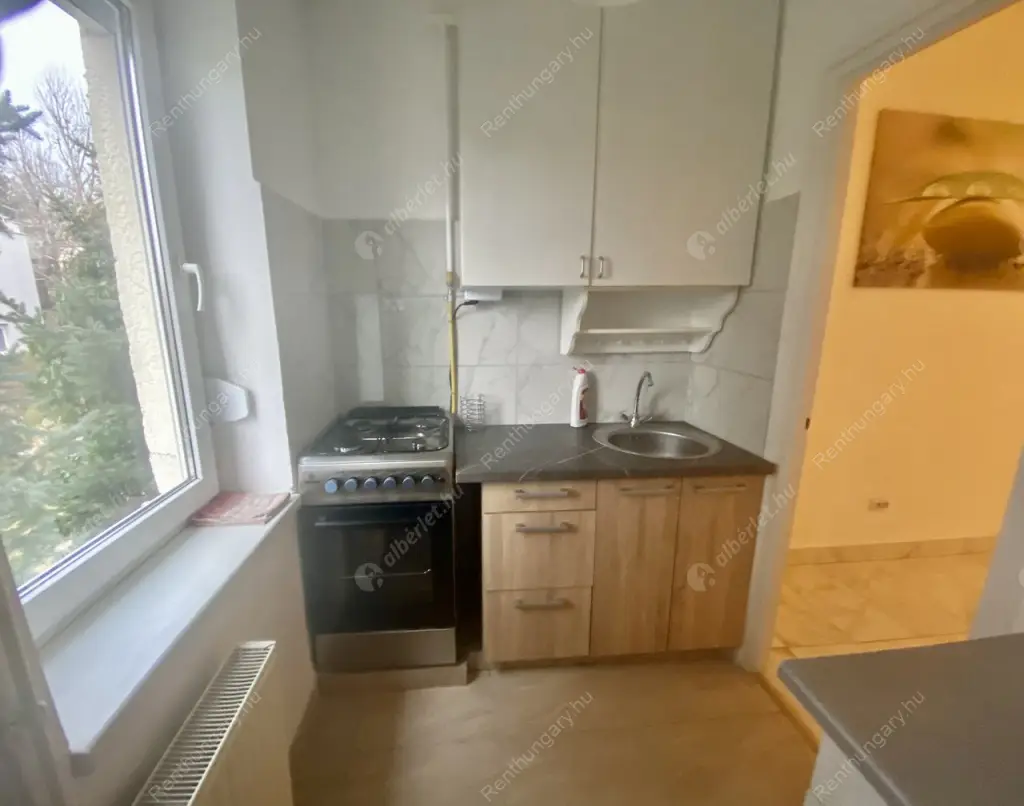 Kiadó albérlet 280000 Ft/hó áron: Budapest, XI. kerület  Ménesi út. Mérete: 65 nm, 2 szobás | Alberlet.hu - 6558021