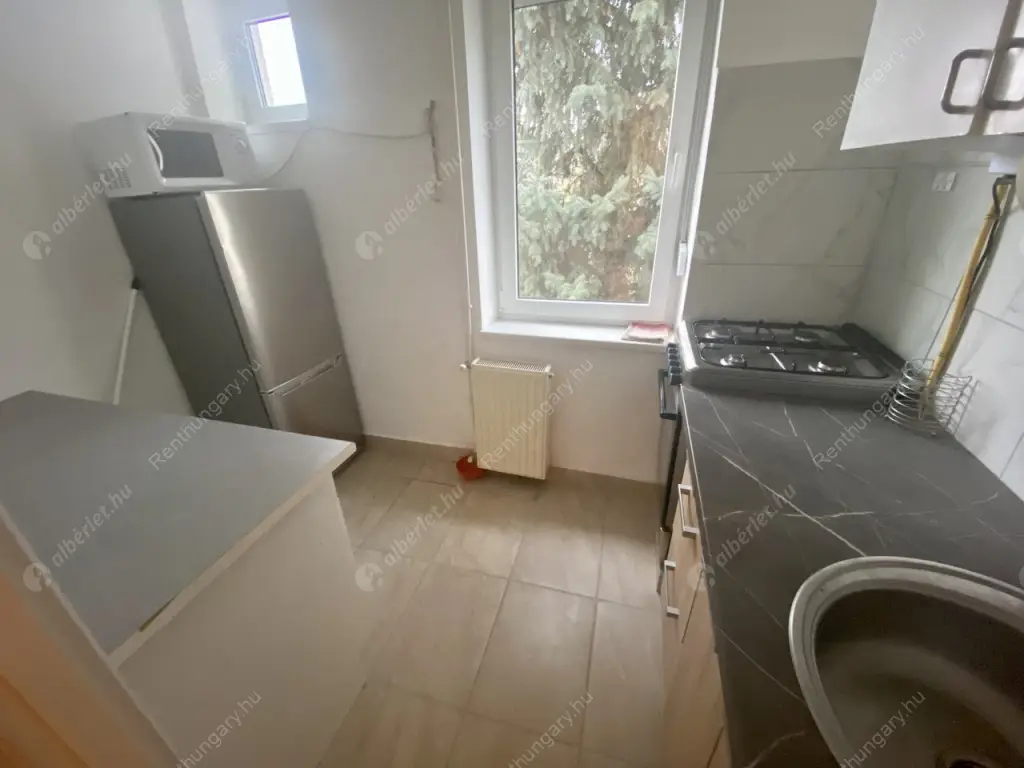 Kiadó albérlet 280000 Ft/hó áron: Budapest, XI. kerület  Ménesi út. Mérete: 65 nm, 2 szobás | Alberlet.hu - 6558024