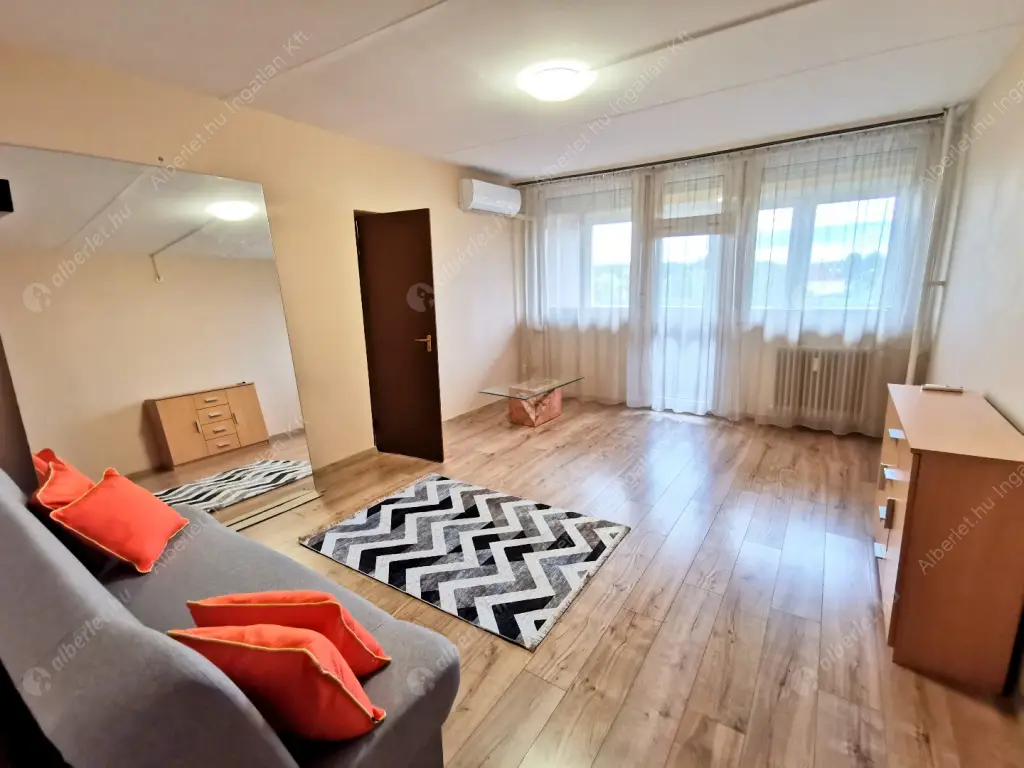 Kiadó albérlet 245000 Ft/hó áron: Budapest, XI. kerület  Menyecske utca. Mérete: 55 nm, 2 szobás | Alberlet.hu - 6557228