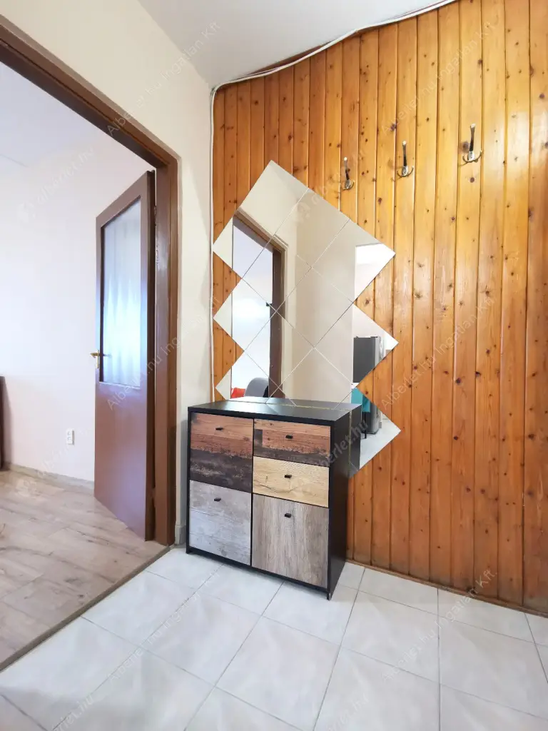 Kiadó albérlet 245000 Ft/hó áron: Budapest, XI. kerület  Menyecske utca. Mérete: 55 nm, 2 szobás | Alberlet.hu - 6557230