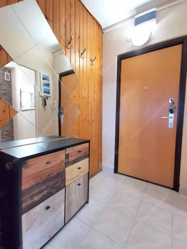 Kiadó albérlet 245000 Ft/hó áron: Budapest, XI. kerület  Menyecske utca. Mérete: 55 nm, 2 szobás | Alberlet.hu - 6557231